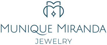 MuniqueMiranda.com logo