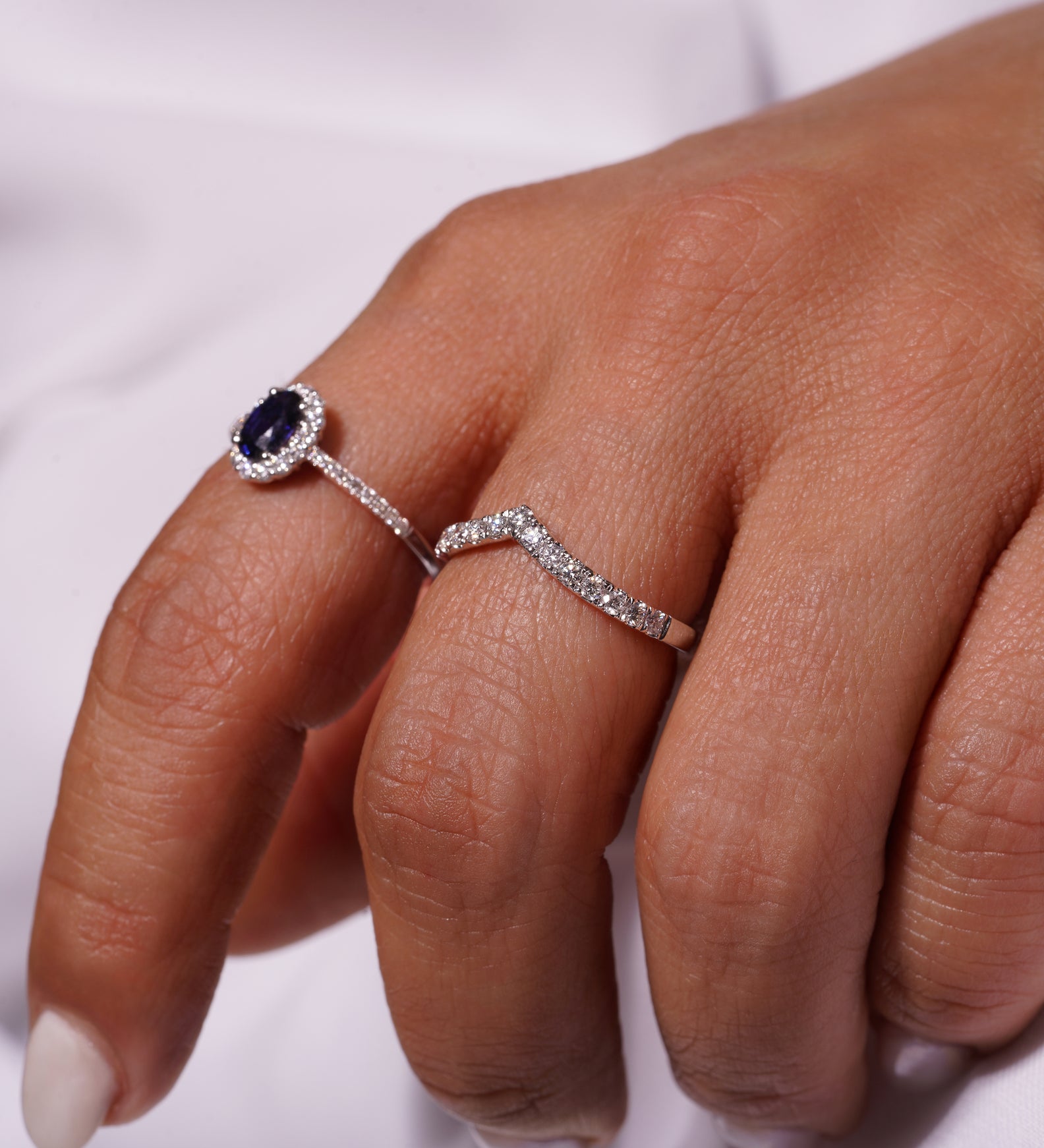18K Solid Gold Natural Diamond Chevron Ring